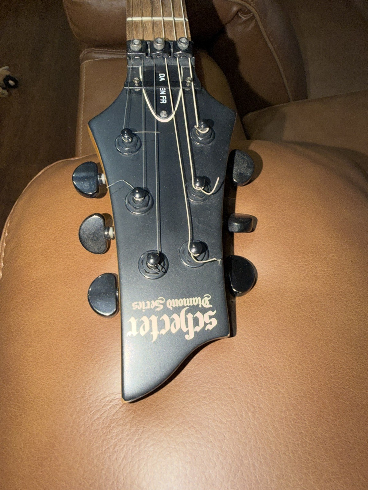 Schecter Diamond Series Damien FR Electric Guitar Matte Black EMG Floyd Rose