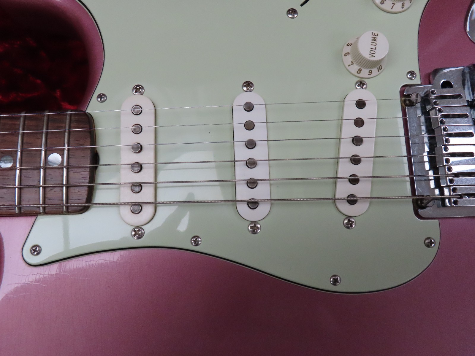 2007 Fender Custom Shop Masterbuilt Custom Classic Relic Strat, Burgundy Mist