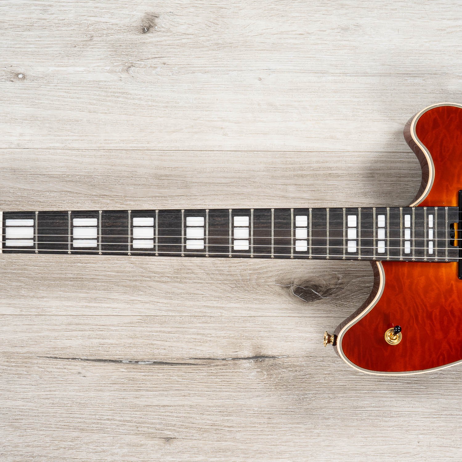 Mint EVH SA-126 Special QM Guitar, Ebony Fretboard, Tobacco Burst