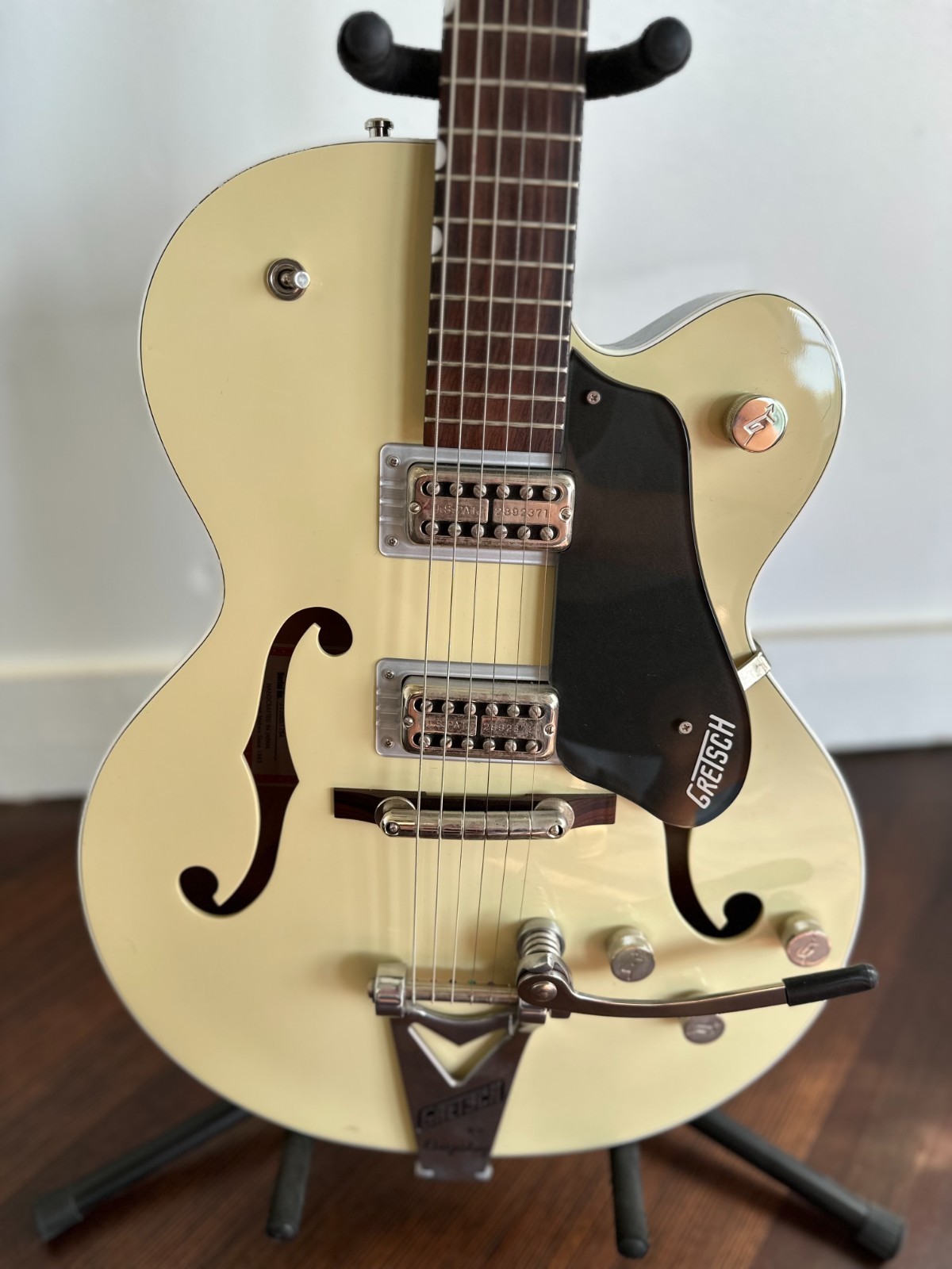 Gretsch 6118T-LIV Anniversary Lotus Ivory Guitar