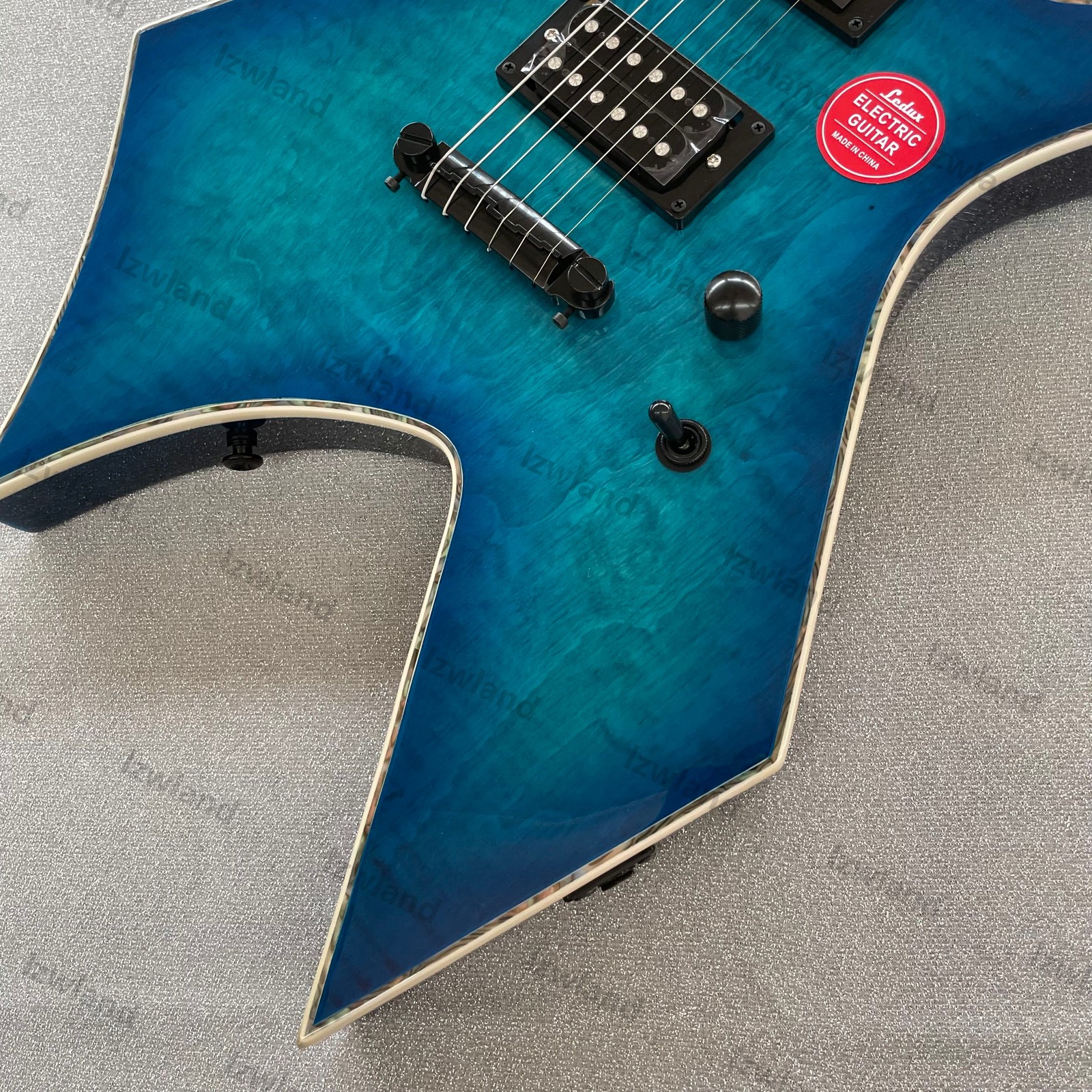 Unique Electric Guitar H-H Pickups Flamed Maple Veneer Blue Finish Black HW