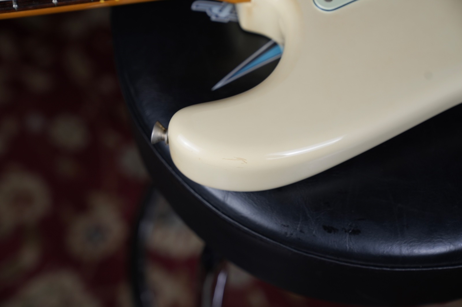 1999-2002 Fender Japan ST-62, ’62 Reissue Stratocaster, CIJ – Vintage White