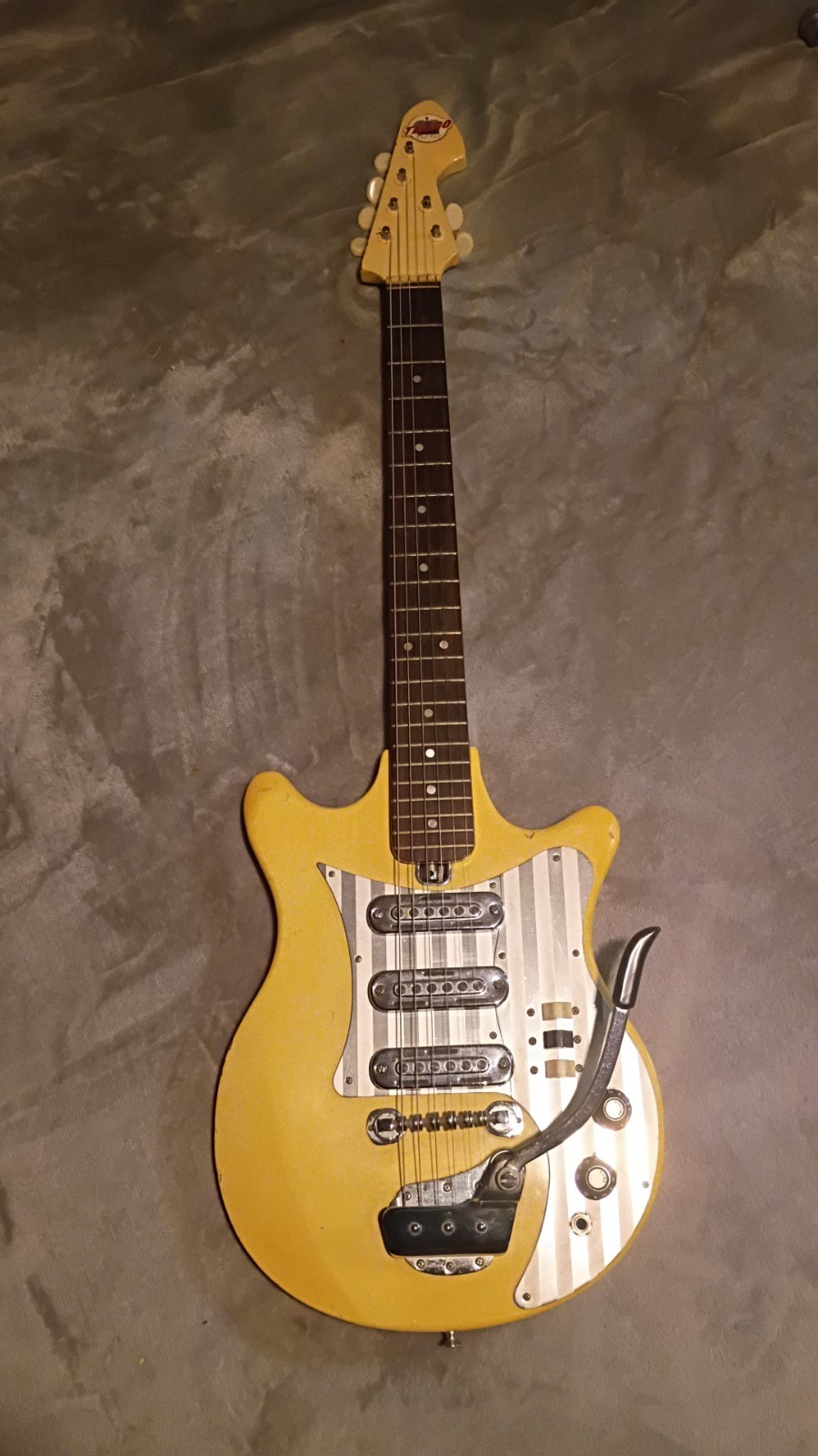 1966 Teisco Del Rey ET-300 Banana Yellow Electric Guitar