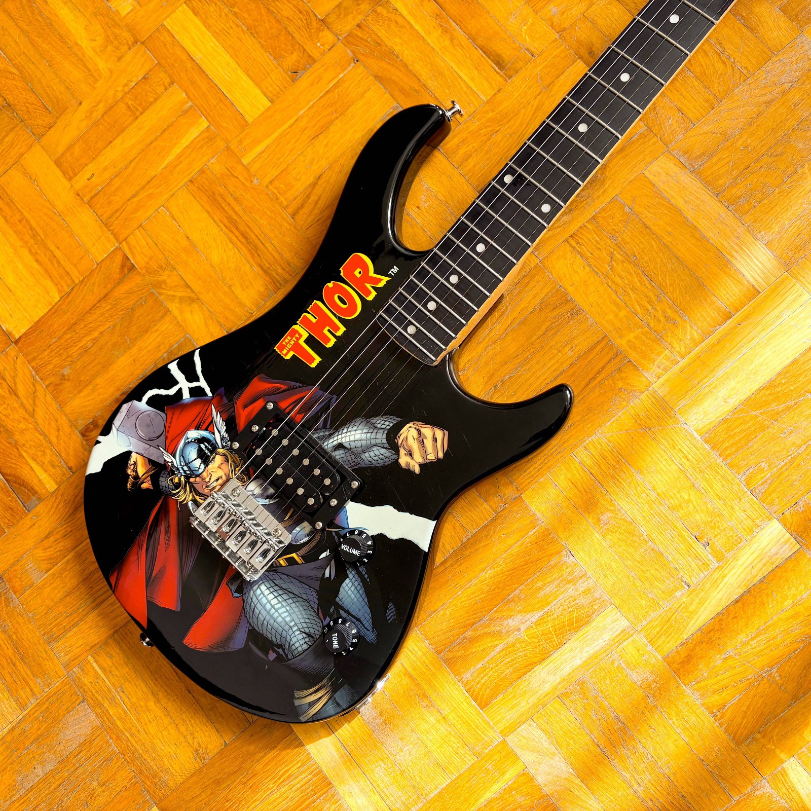 Peavey Marvel Avengers Thor Rockmaster 3/4 Size Electric Guitar – 2011 – Rare!