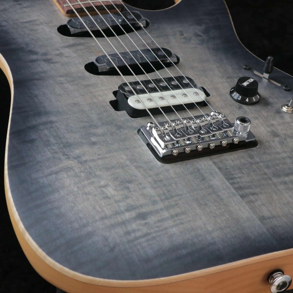 Ibanez / Prestige Tom Quayle Model TQM2-CUF (Charcoal Black Burst Flat) F2431699