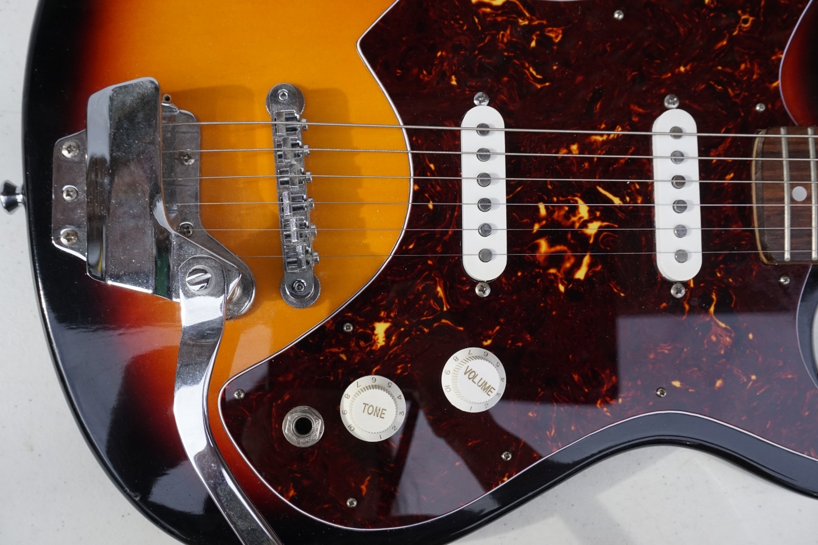 Harmony electric guitar