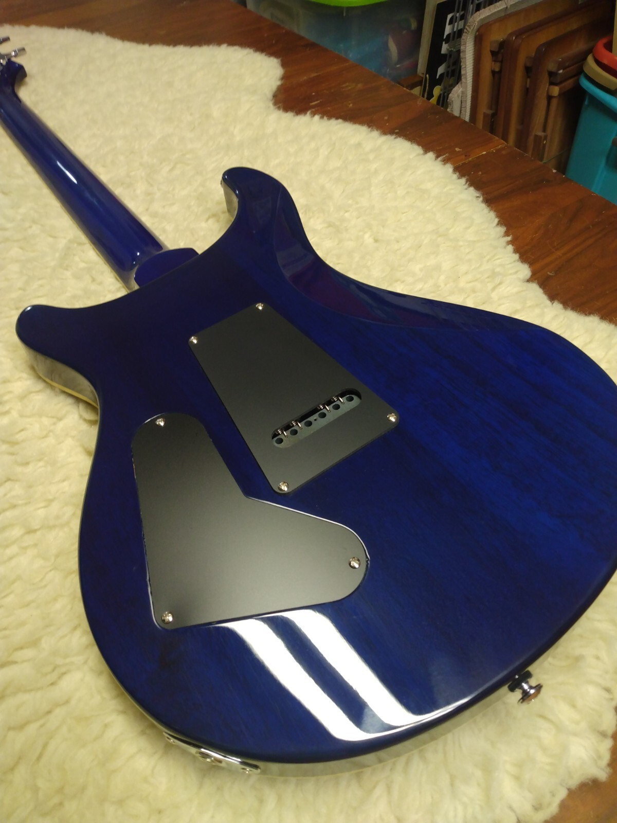 PRS 2019 SE Standard 24 Translucent Blue w/Gator Padded Bag