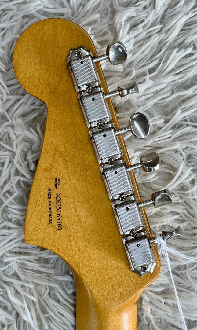 Fender Vintera II Road Worn ’50s Jazzmaster, Rosewood Fingerboard, Fiesta Red