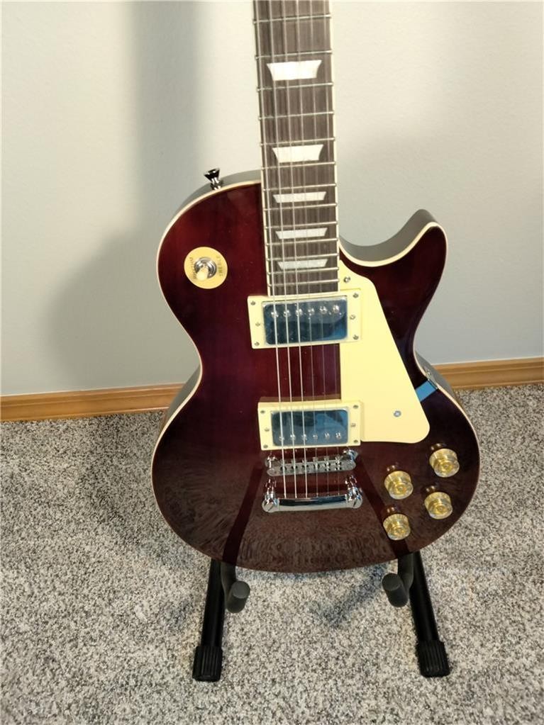 NEW AMERICAN DREAM ELECTRIC GUITAR with a $170.00 hard case