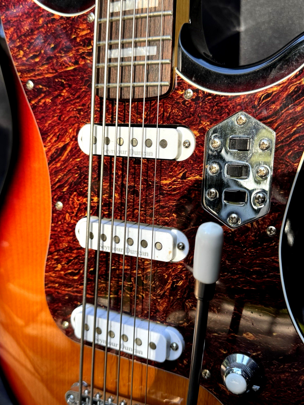 Schecter Guitar Research Hellcat VI Extended-Range Guitar 3-Tone Sunburst