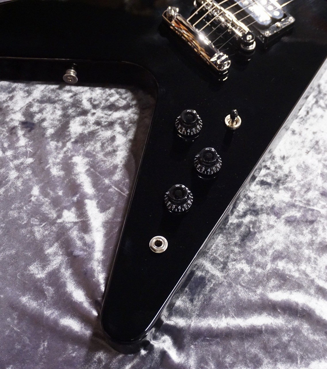 Gibson Lightweight Individual 80S Flying V Ebony 221840101 2.89Kg G-Club Tokyo