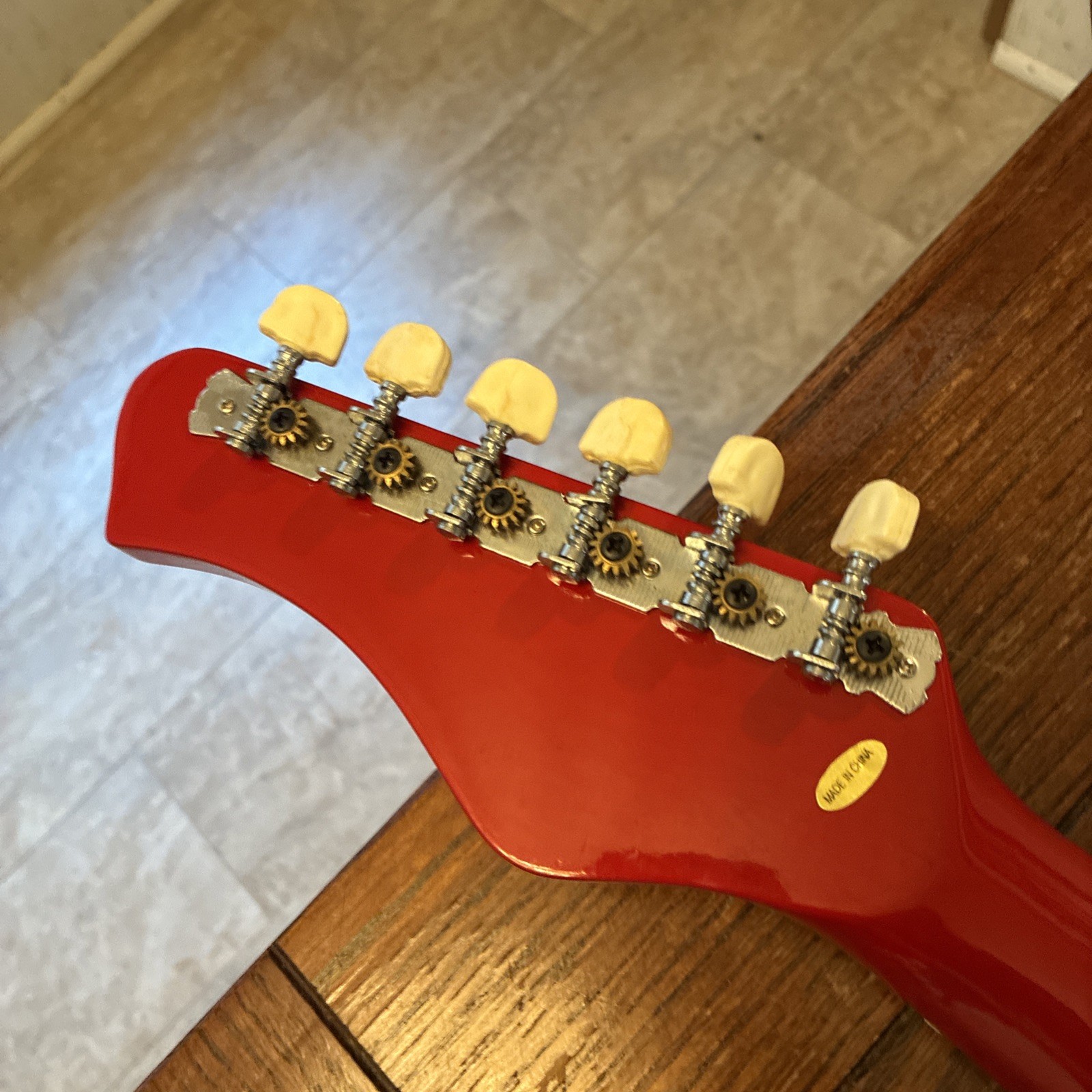 Vintage Harmony Solid Body Electric Guitar Travel Red Shredder Untested *READ*