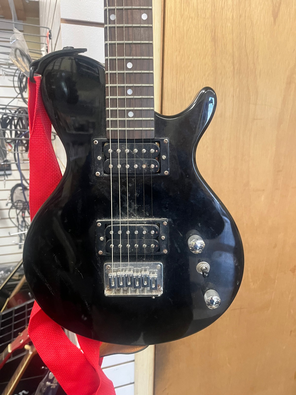 Dean Playmate EVO-J Right handed 3/4 Size Electric Guitar In Black