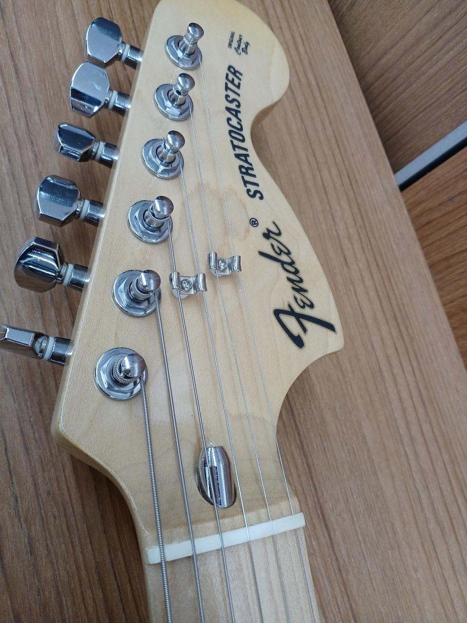 FENDER JAPAN ST72-58US 1972 specification large head strat