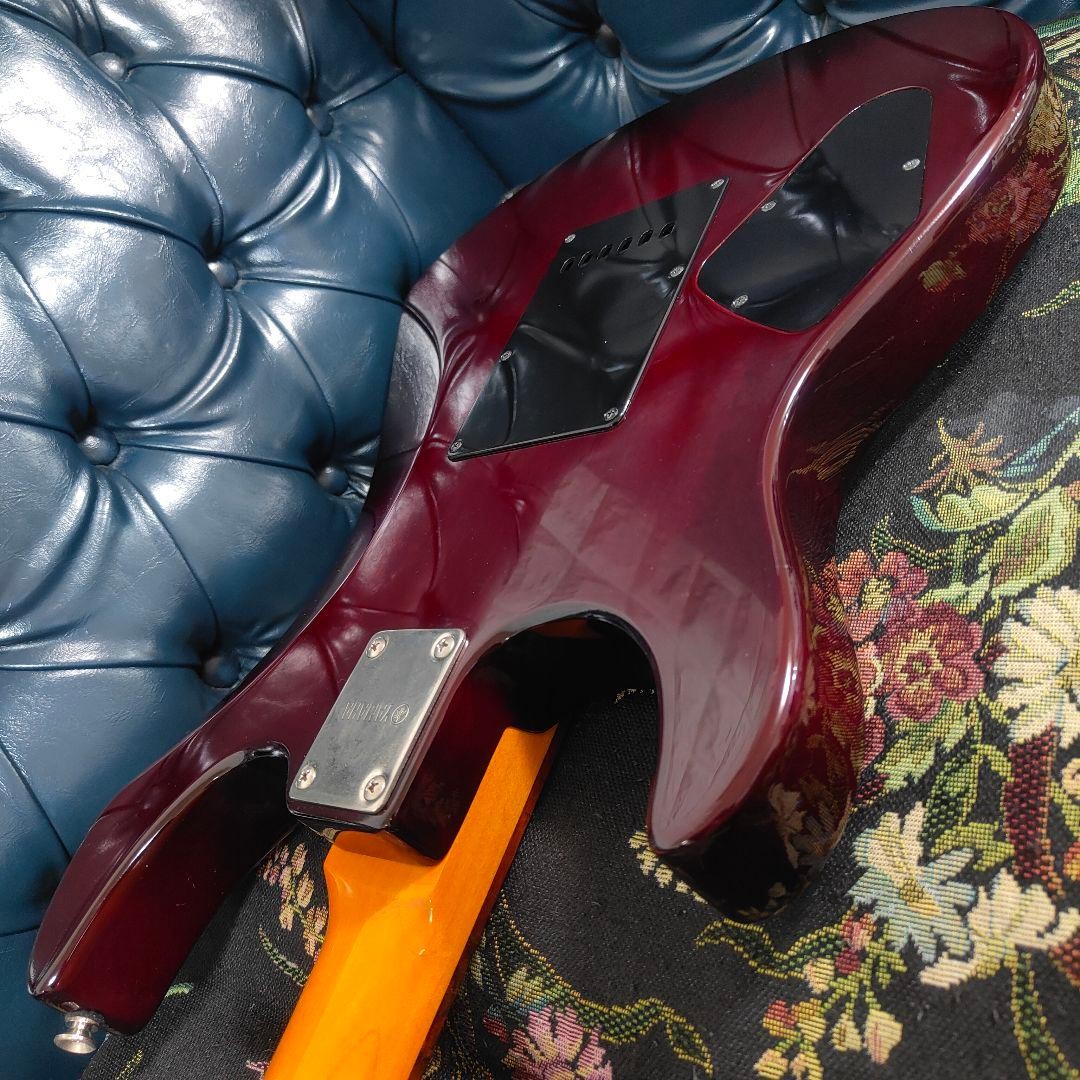 Equipped with YAMAHA PAC612VIIFM RTB Seymour Duncan Safe packing!