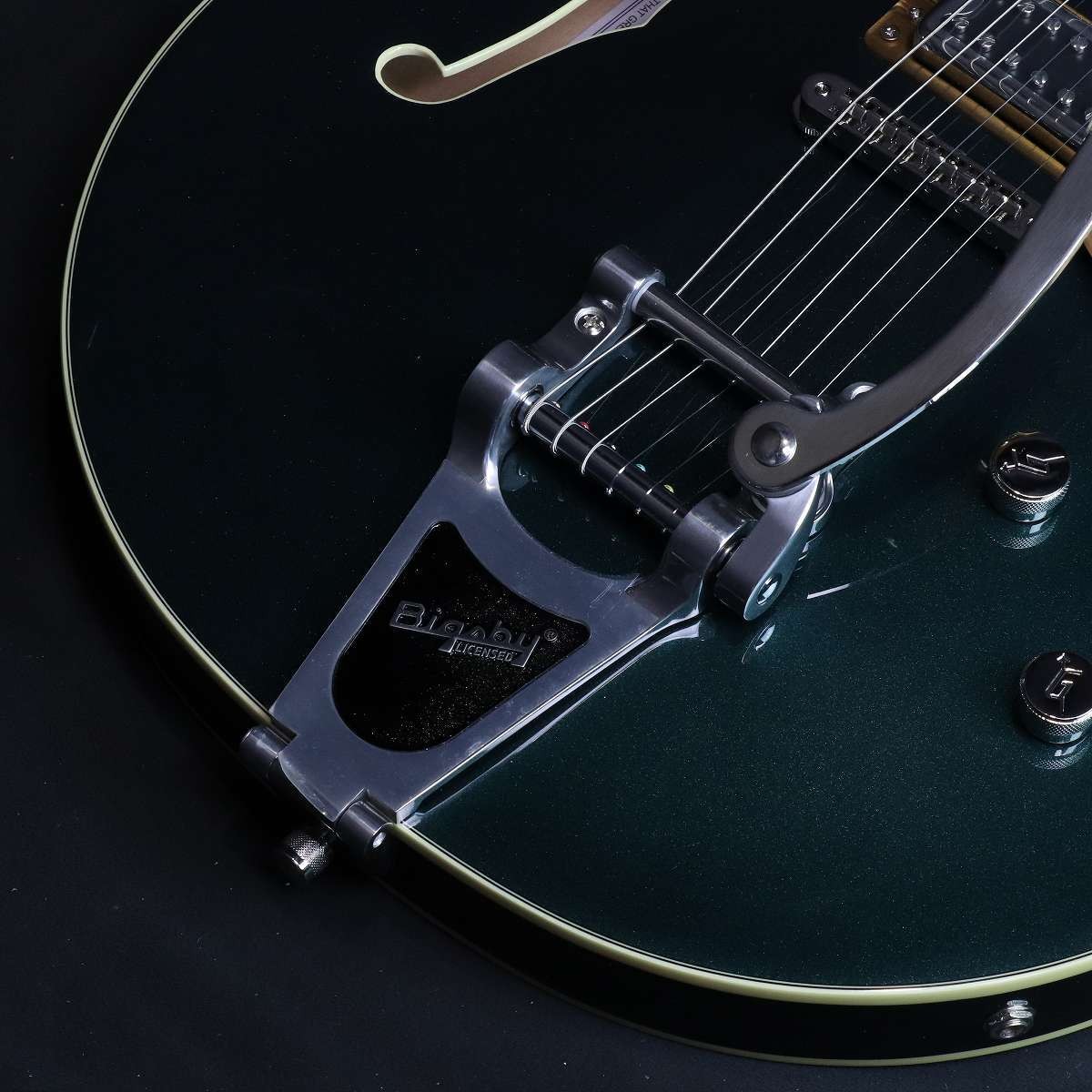 Gretsch G5622T Electromatic Center Block Double-Cut with Bigsby Laurel Fingerboa
