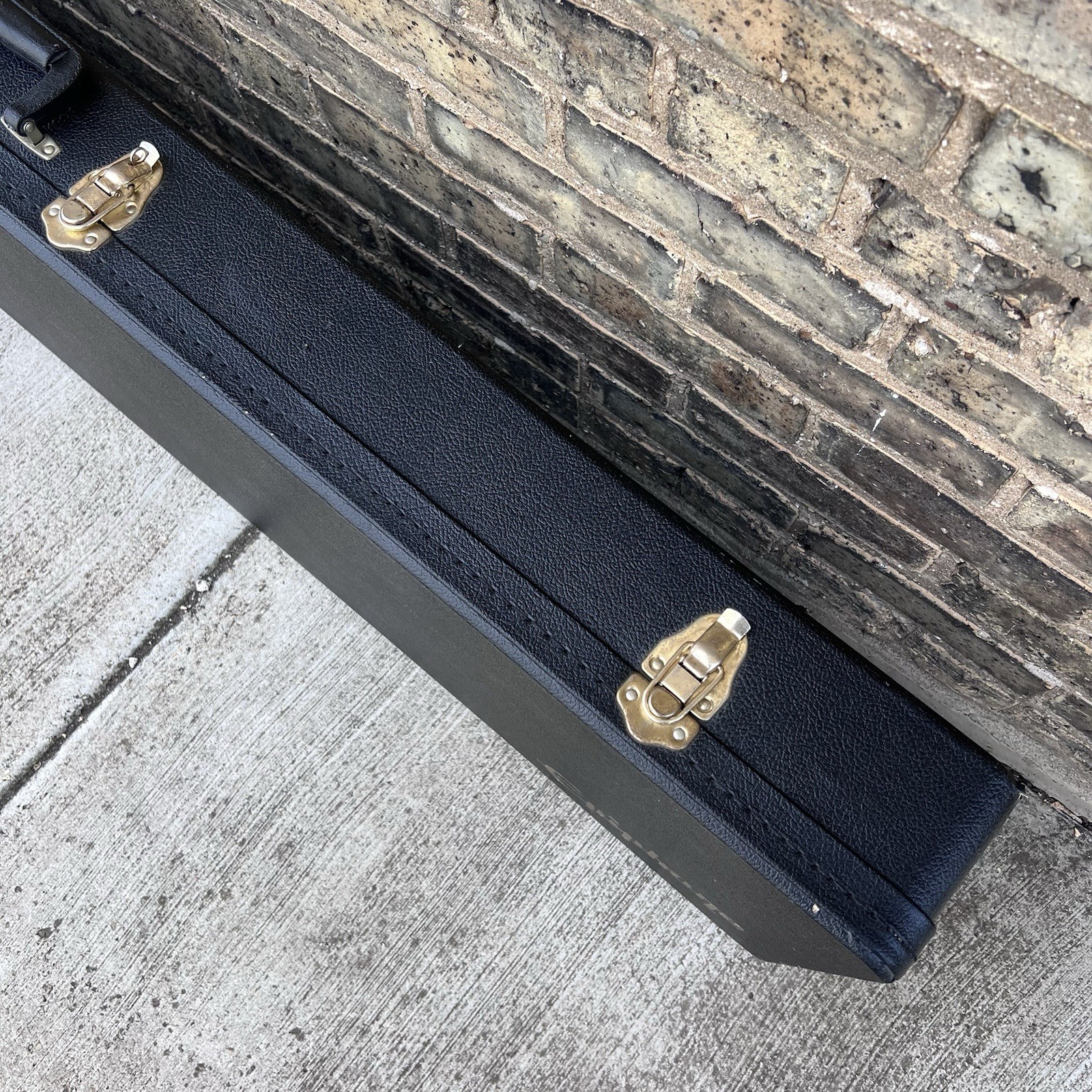 Custom 1970s EXPLORER Epiphone Gibson Hard Case TKL