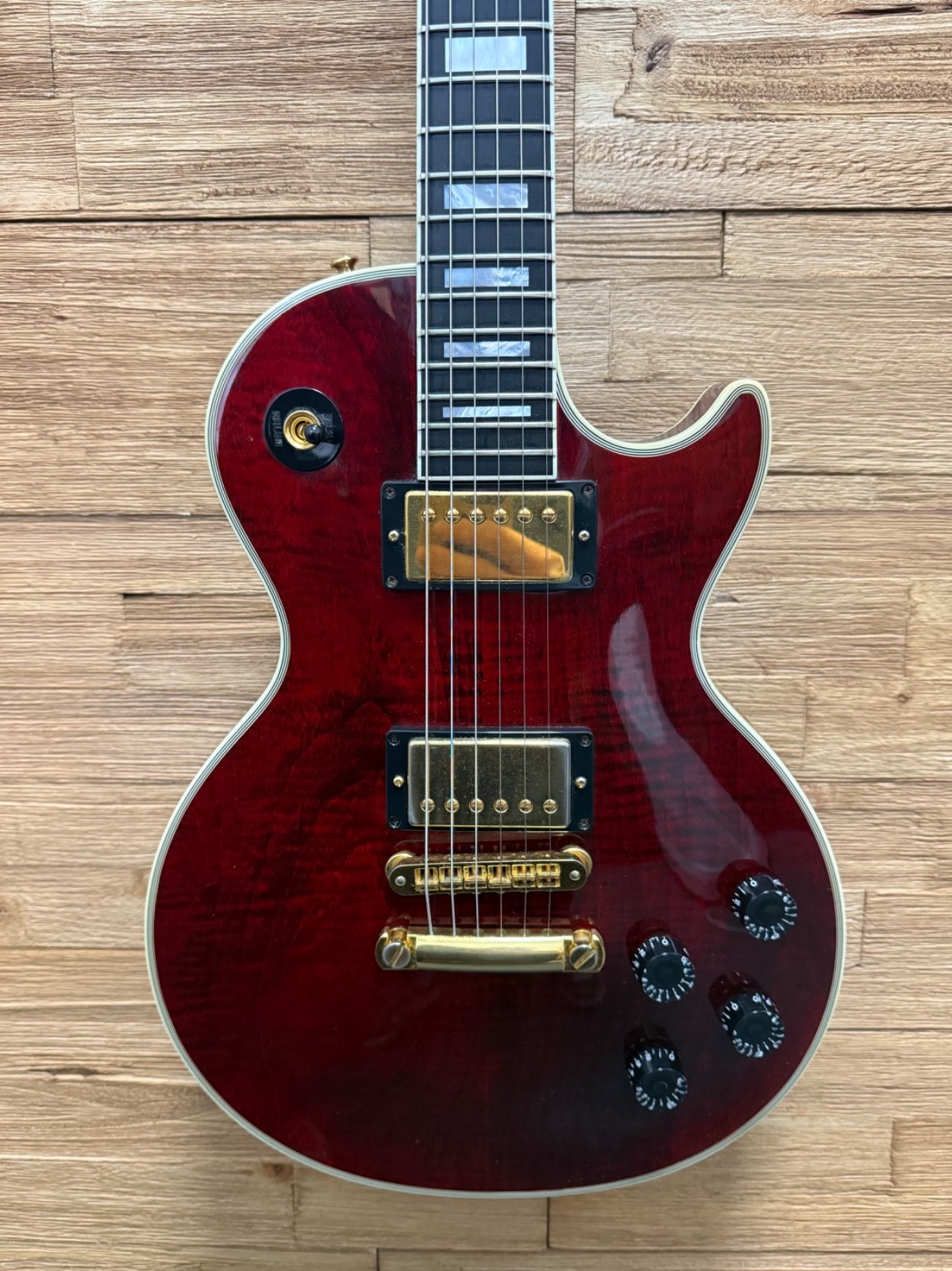 Gibson Les Paul Custom Premium Plus Guitar 1999- USA- Wine Red Flame Top w/OHSC