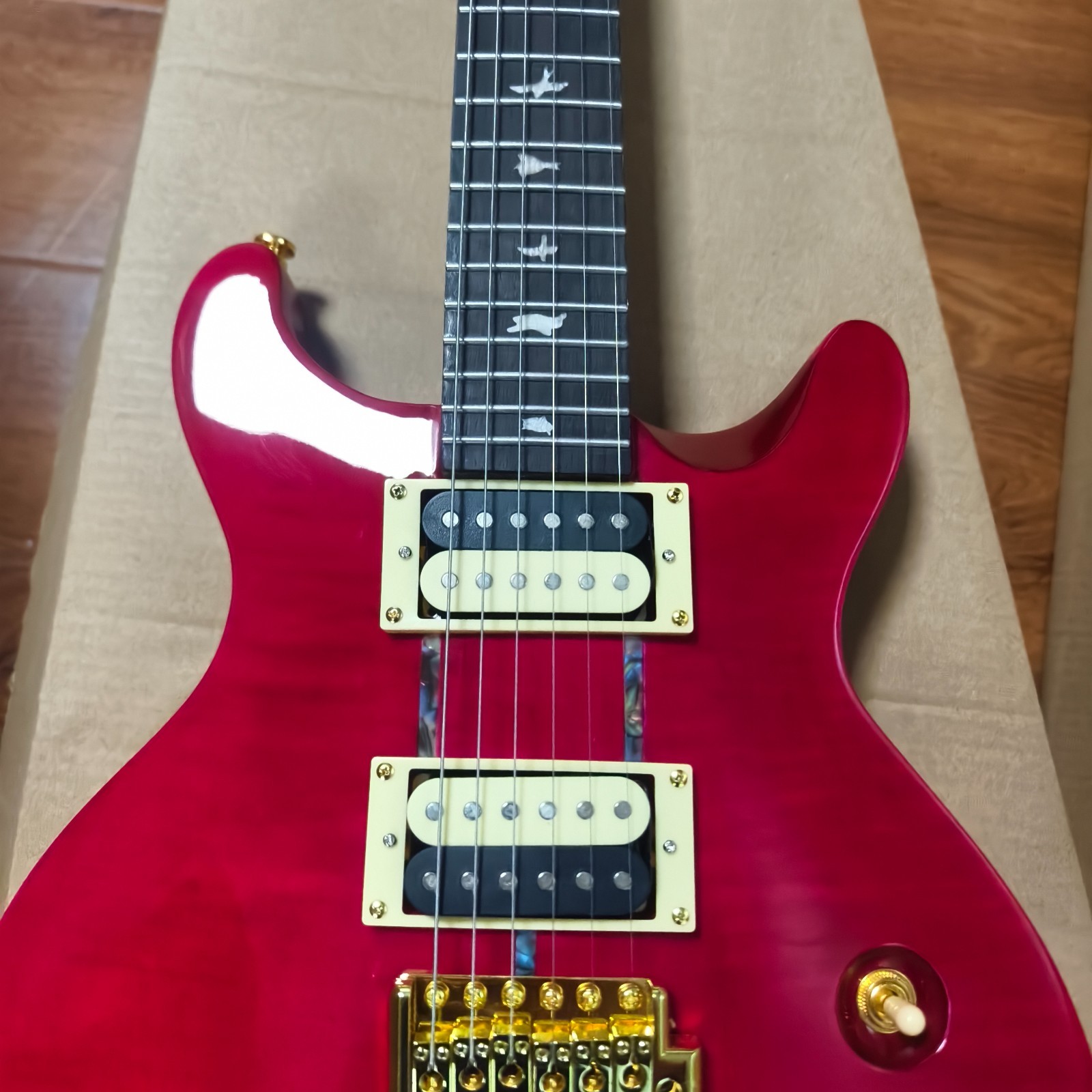Custom 24 Transparent Red Flame Maple Top Mahogany Electric Guitar
