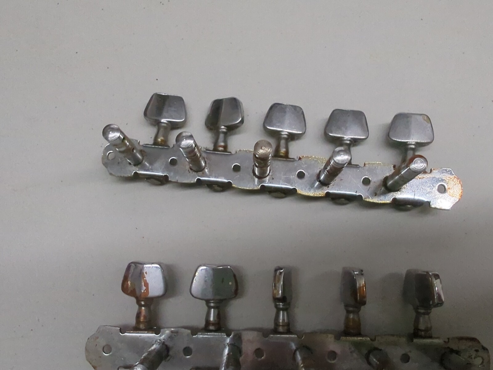 VINTAGE GUITAR TUNERS L/R / Five IN LINE TUNING MACHINE KEY / 10 String