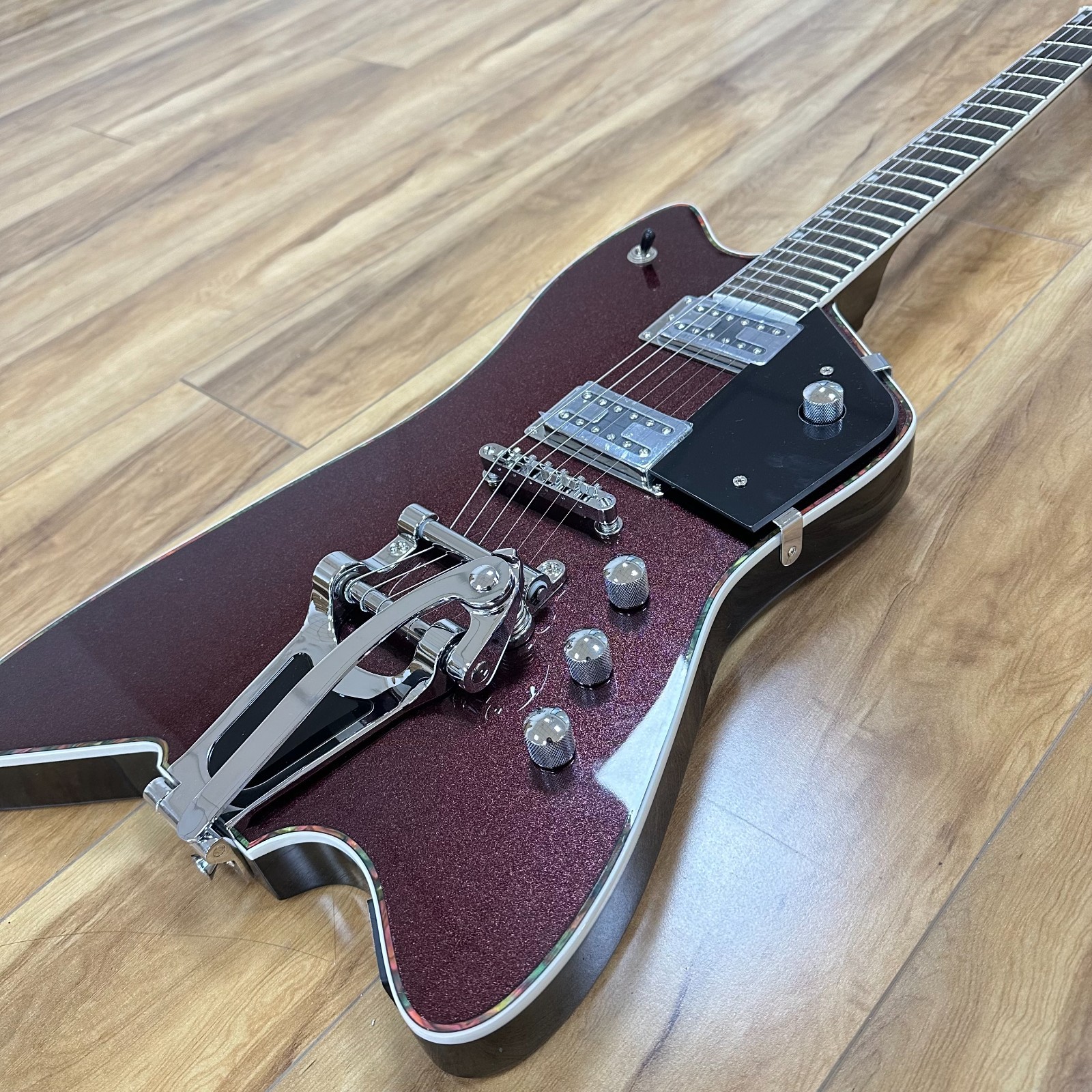 Ship US Limited Edition G6199 Billy-Bo Jupiter Thunderbird – Firebird Red Finish