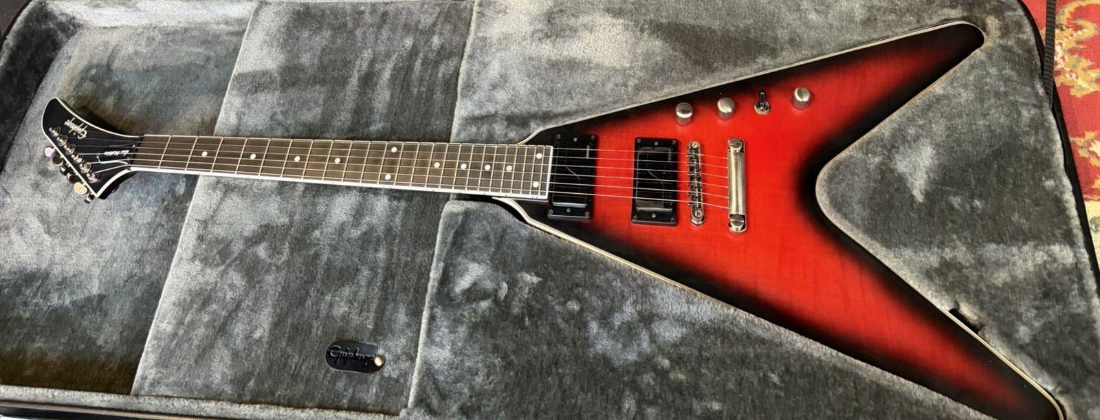 Epiphone Dave Mustaine Flying V Prophecy Electric w/Case – Aged Dark Red Burst