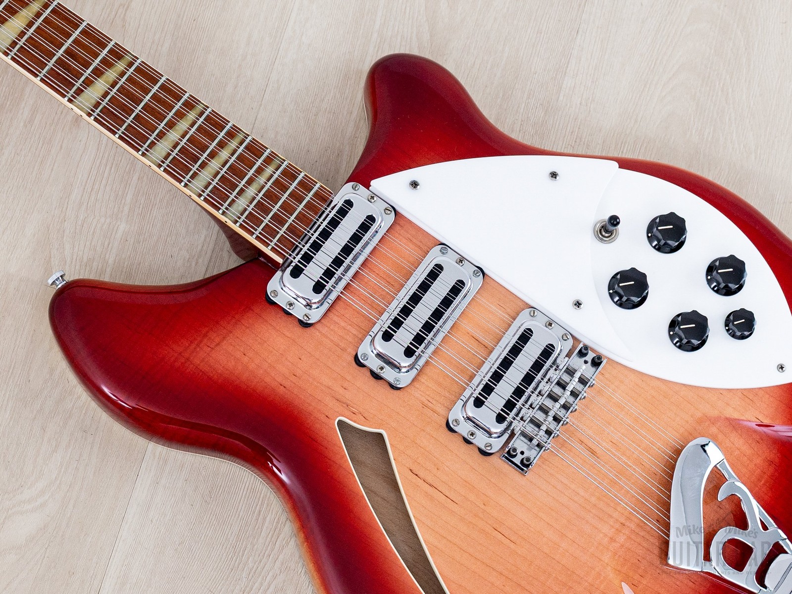 2000 Rickenbacker 360/12CW Carl Wilson Signature 12-String w/ Case, COA, Tags