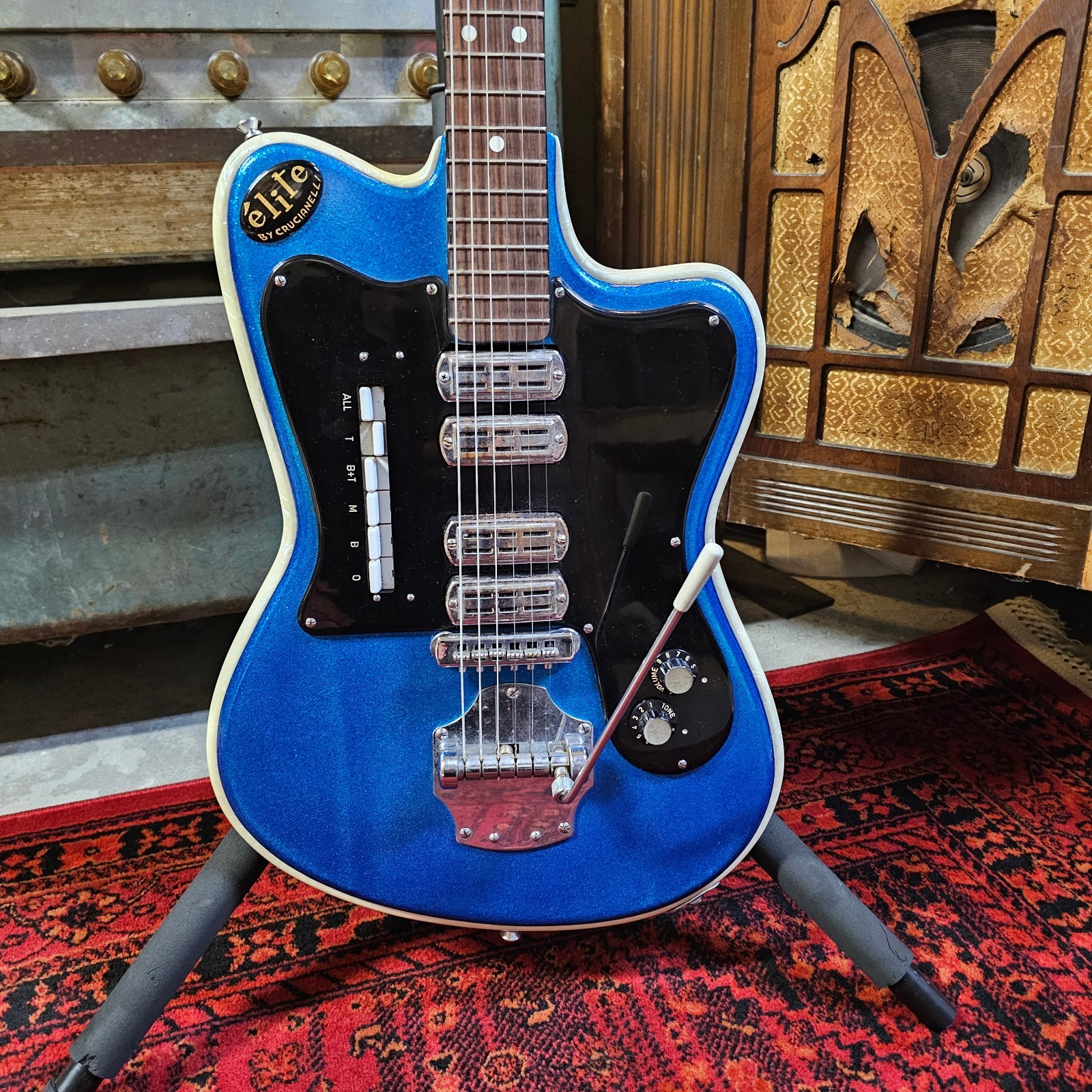 1963 Crucianelli Elite Model 40-V Blue Sparkle