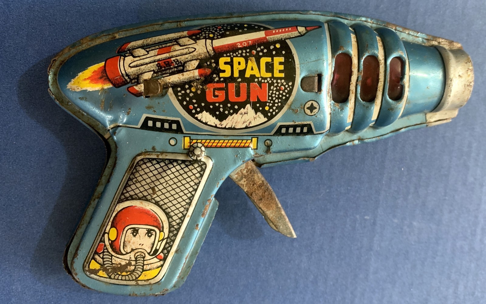 VINTAGE TIN TOY SPACE GUN JAPAN 1960s SPACE AGE