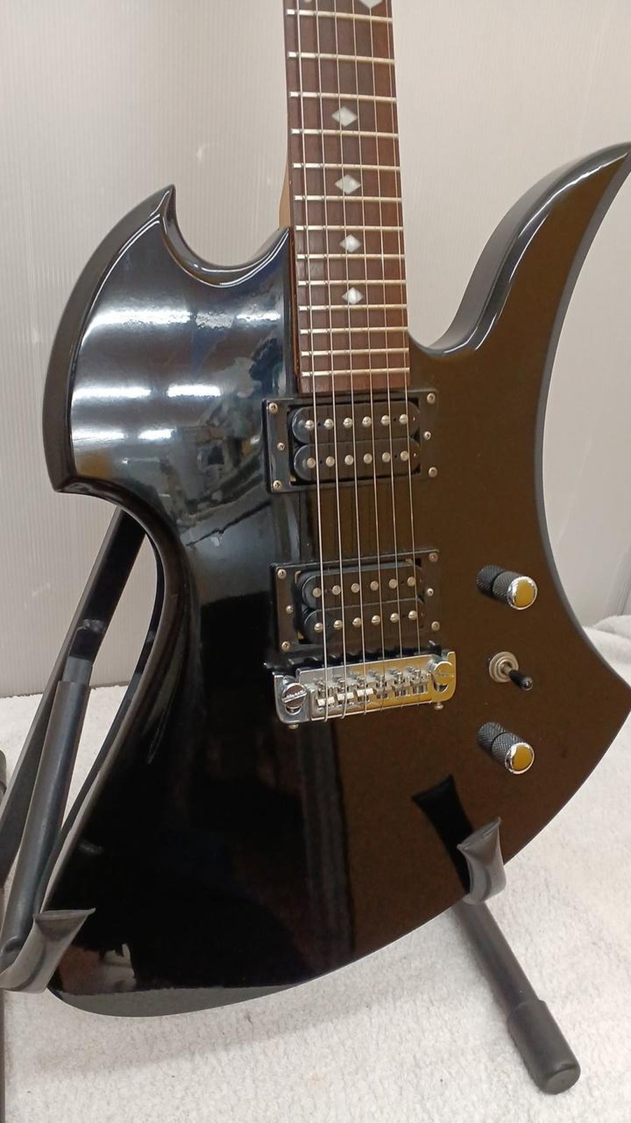 B.C.RICH 360JE Used Basswood body Maple neck Rosewood fingerboard Black