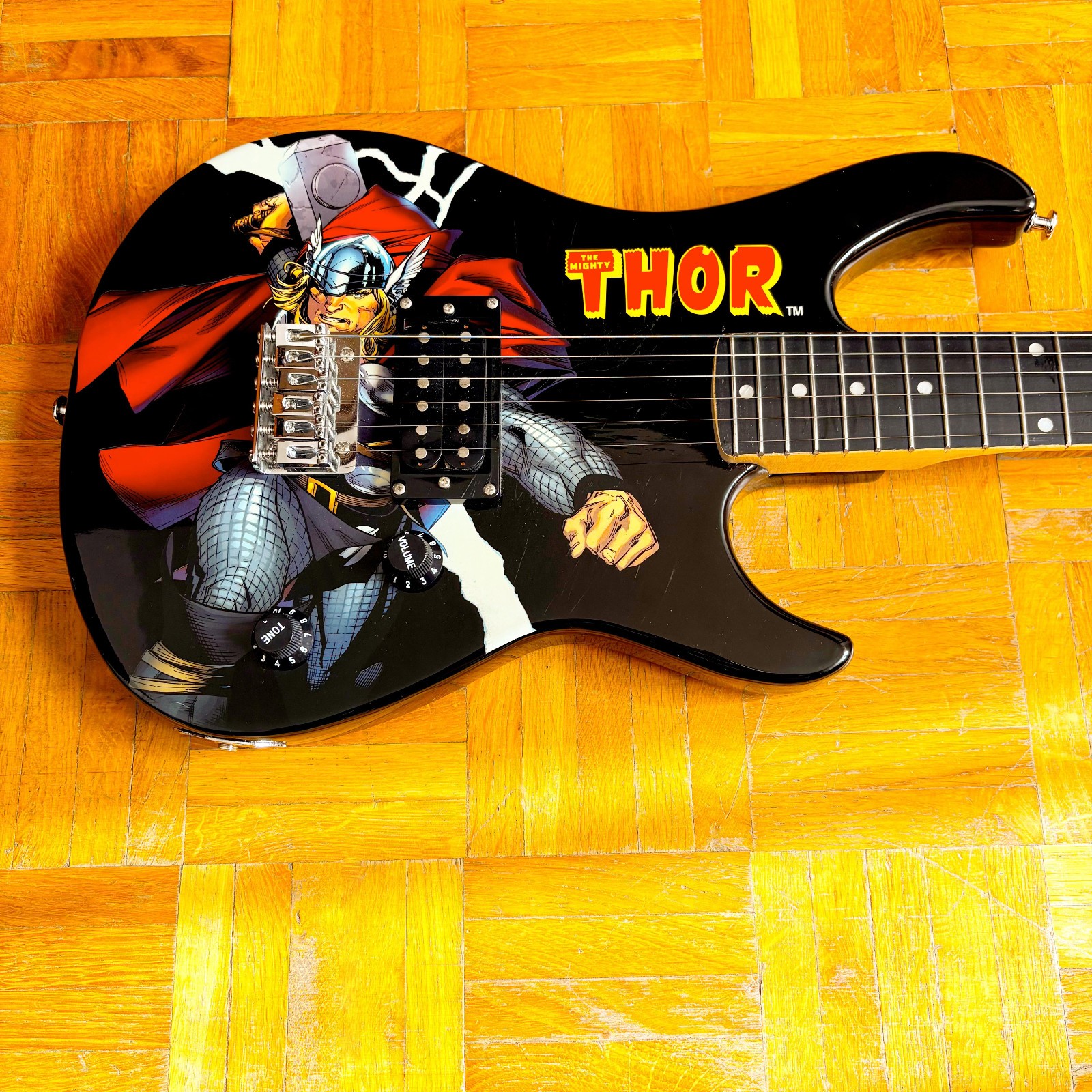 Peavey Marvel Avengers Thor Rockmaster 3/4 Size Electric Guitar – 2011 – Rare!