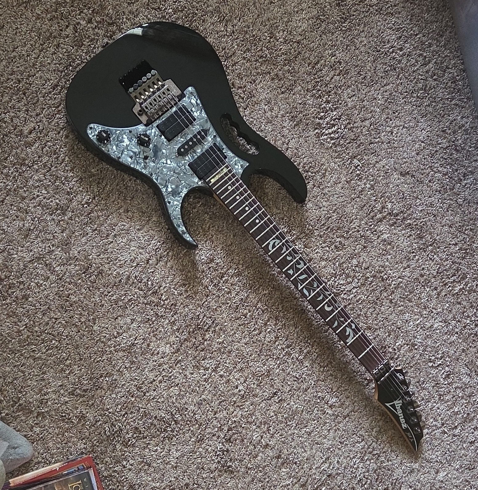 Ibanez Jem Jr. Electric Guitar Black Solid Body 6-String Right-Hand Tremolo