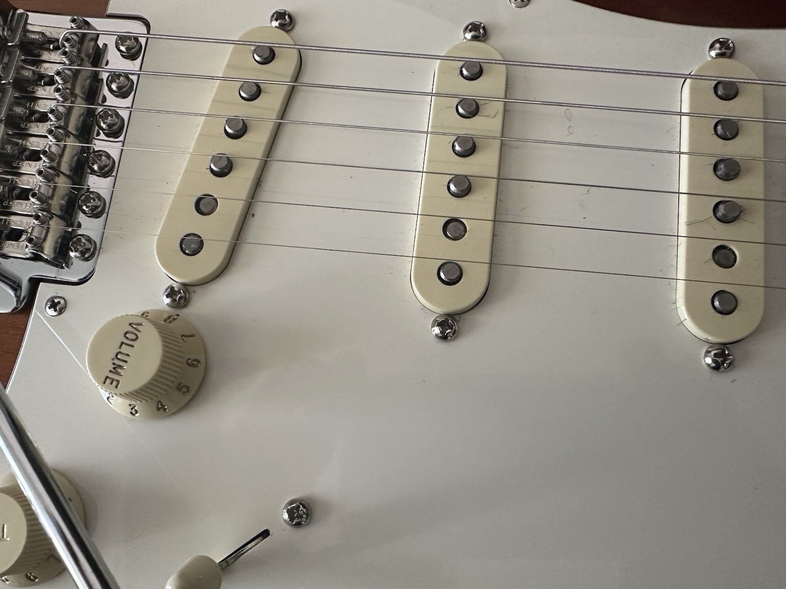 2024 Fender Vintera Stratocaster W 57/62 USA Pickups And Locking Tuners