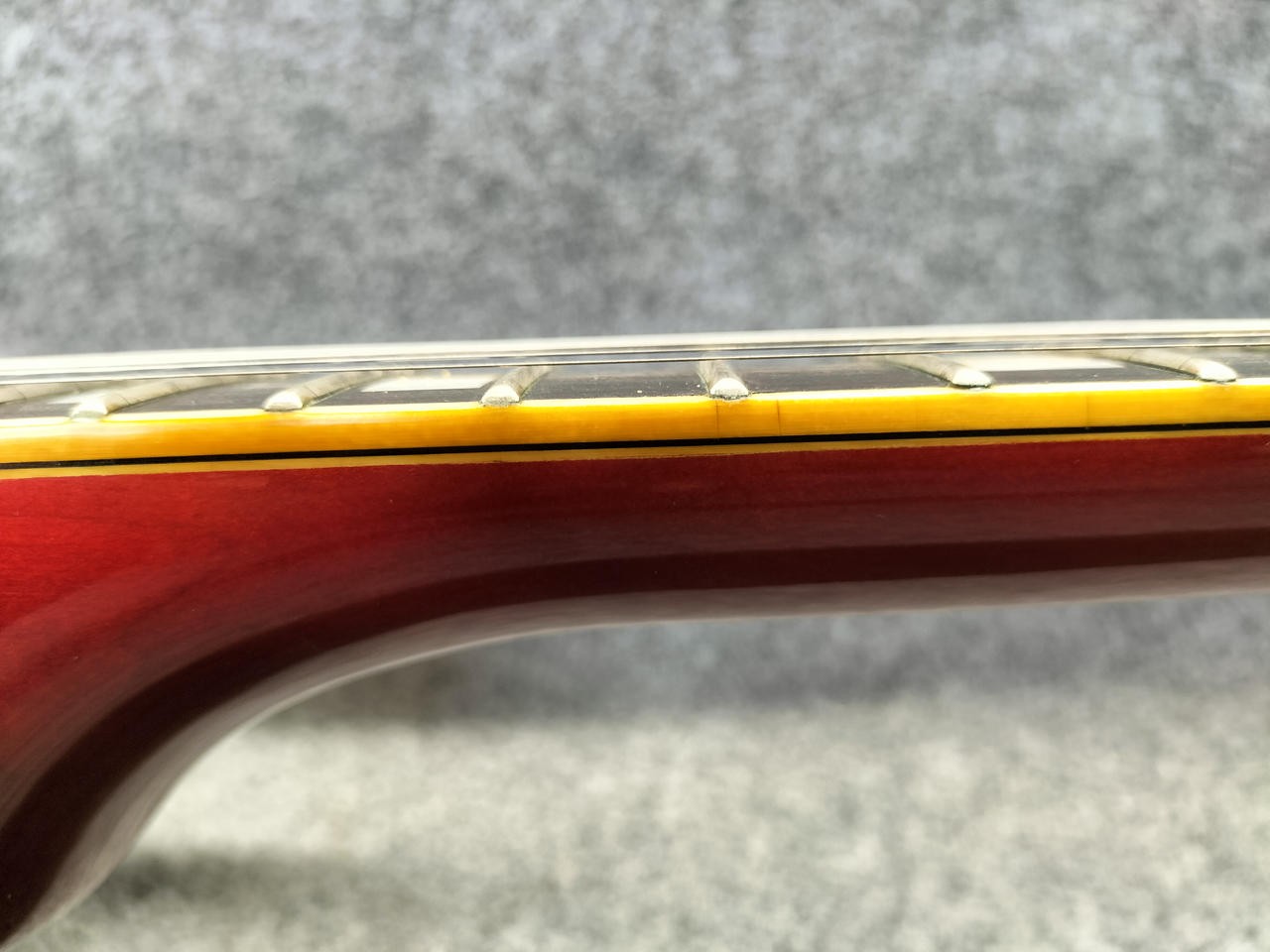 IBANEZ AR300 Used Electric Gutiar