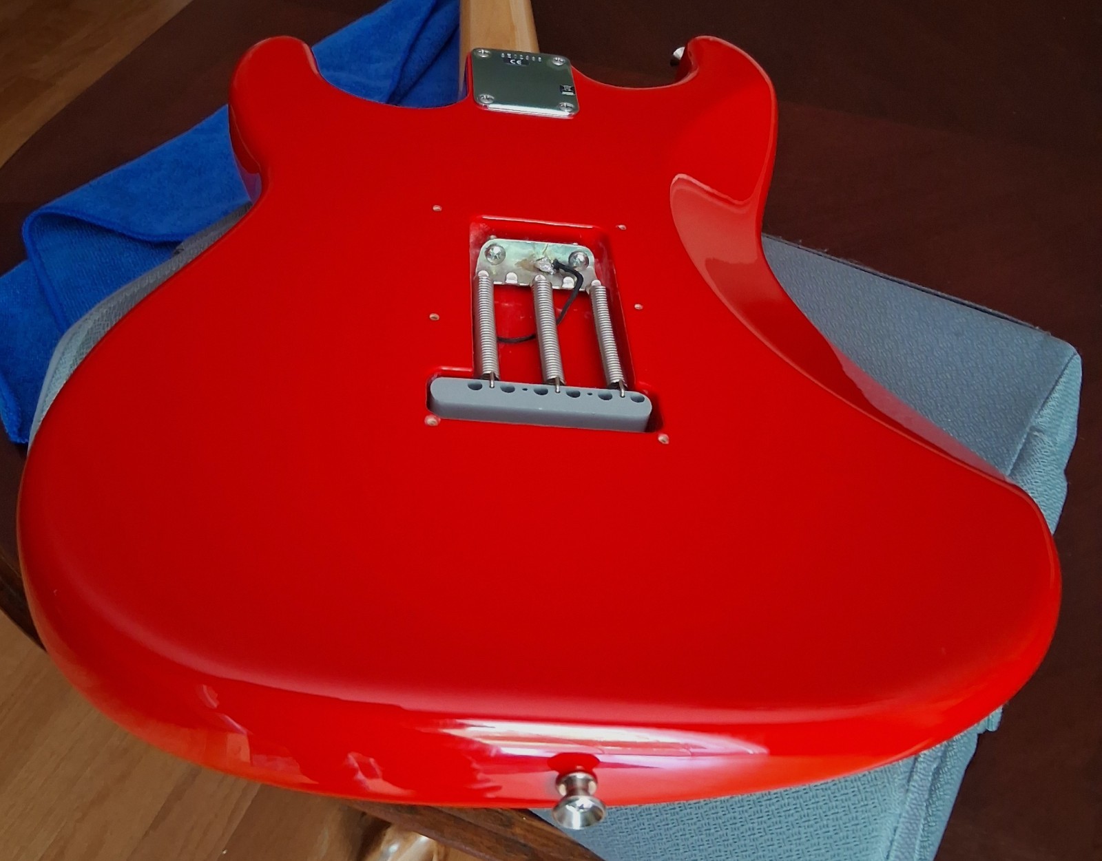 2006 Mark Knopfler Fender Stratocaster – Artist Sig. Series – Hot Rod Red – USED