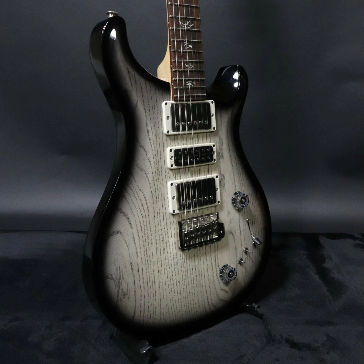 Paul Reed Smith (PRS) 2025 Swamp Ash Special White Doghair Smokeburst 25 0406878