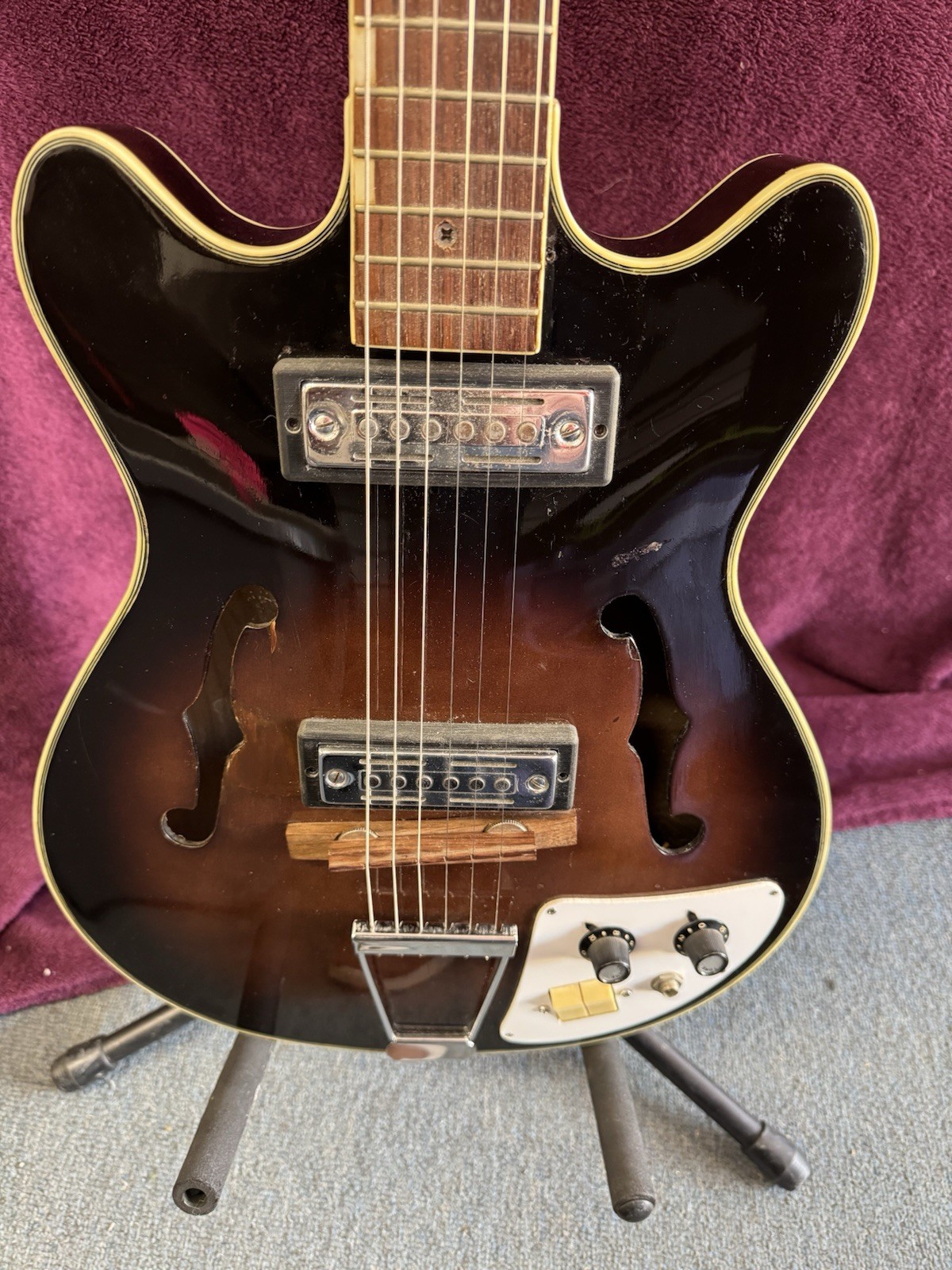 Electric Guitar TEISCO Del Rey EP-7 Model Semi Hollow Tobacco Burst Rare Color !