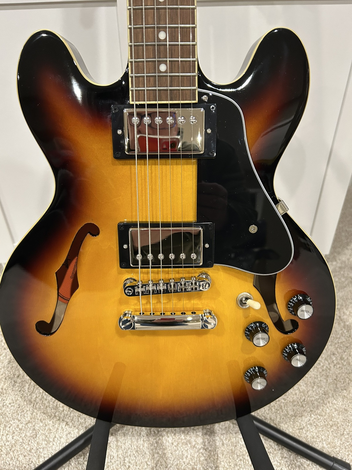 Epiphone ES-339 Semi-Hollow Electric Guitar, Vintage Sunburst w/Hardshell Case!