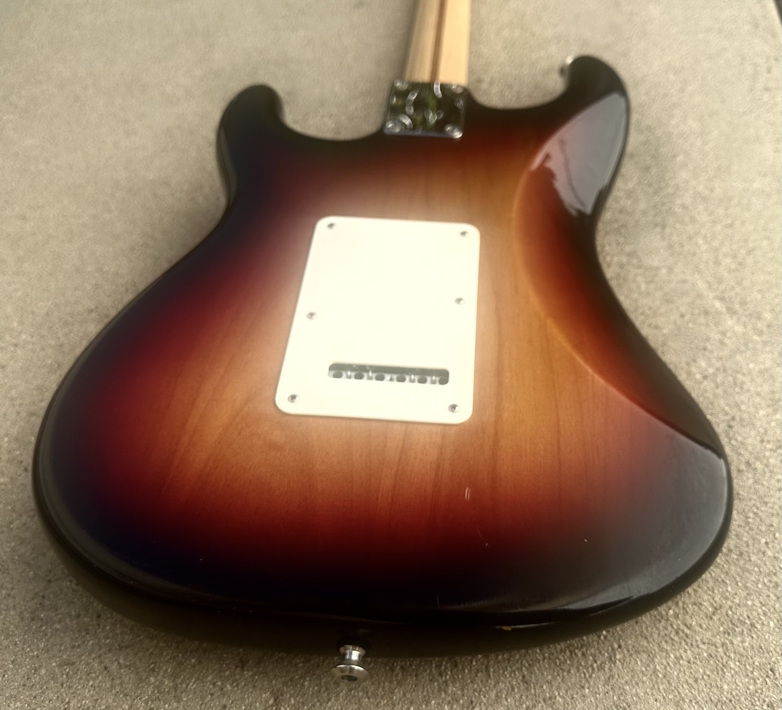 2006 Fender Highway One USA Stratocaster Nitro Sunburst Rosewood Fretboard SSS