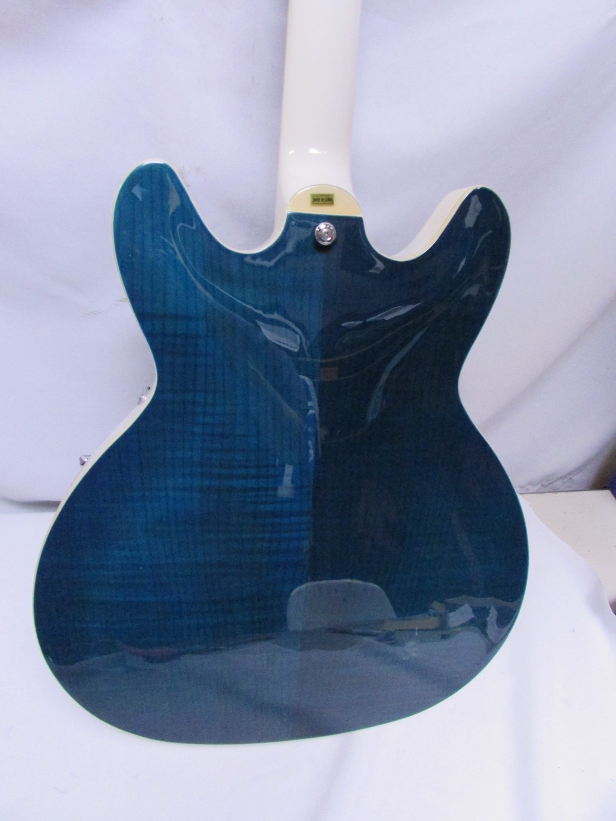 HAGSTROM TREMAR VIKING DELUXE SEMI HOLLOW GUITAR – TRANSPARENT BLUE NEW