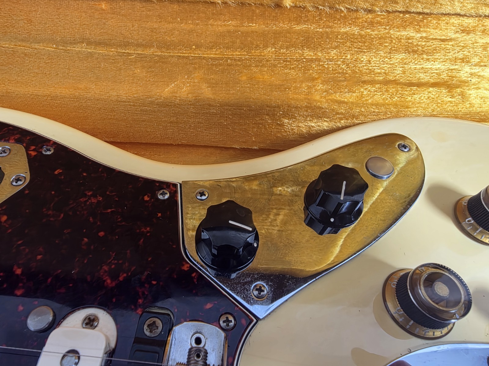 Fender American Vintage ’62 Jaguar 2000 Olympic White