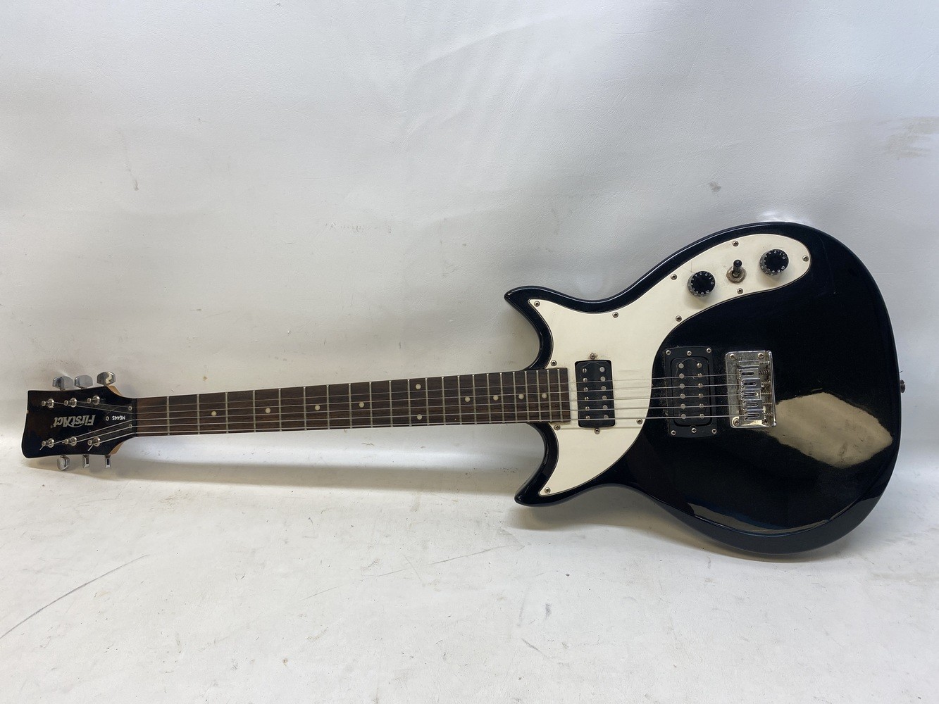 First Act ME445 Black Solid Body 6-String Right-Handed Electric Guitar