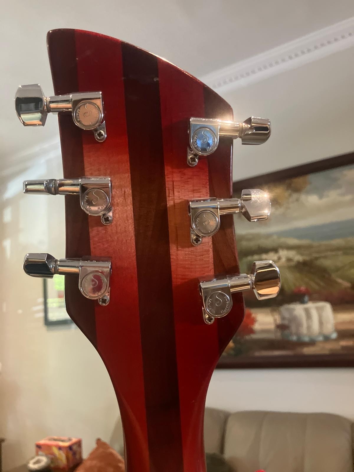 Rickenbacker 330 Fireglo Red Semi-Hollow 6-String Electric Guitar + Hard Case