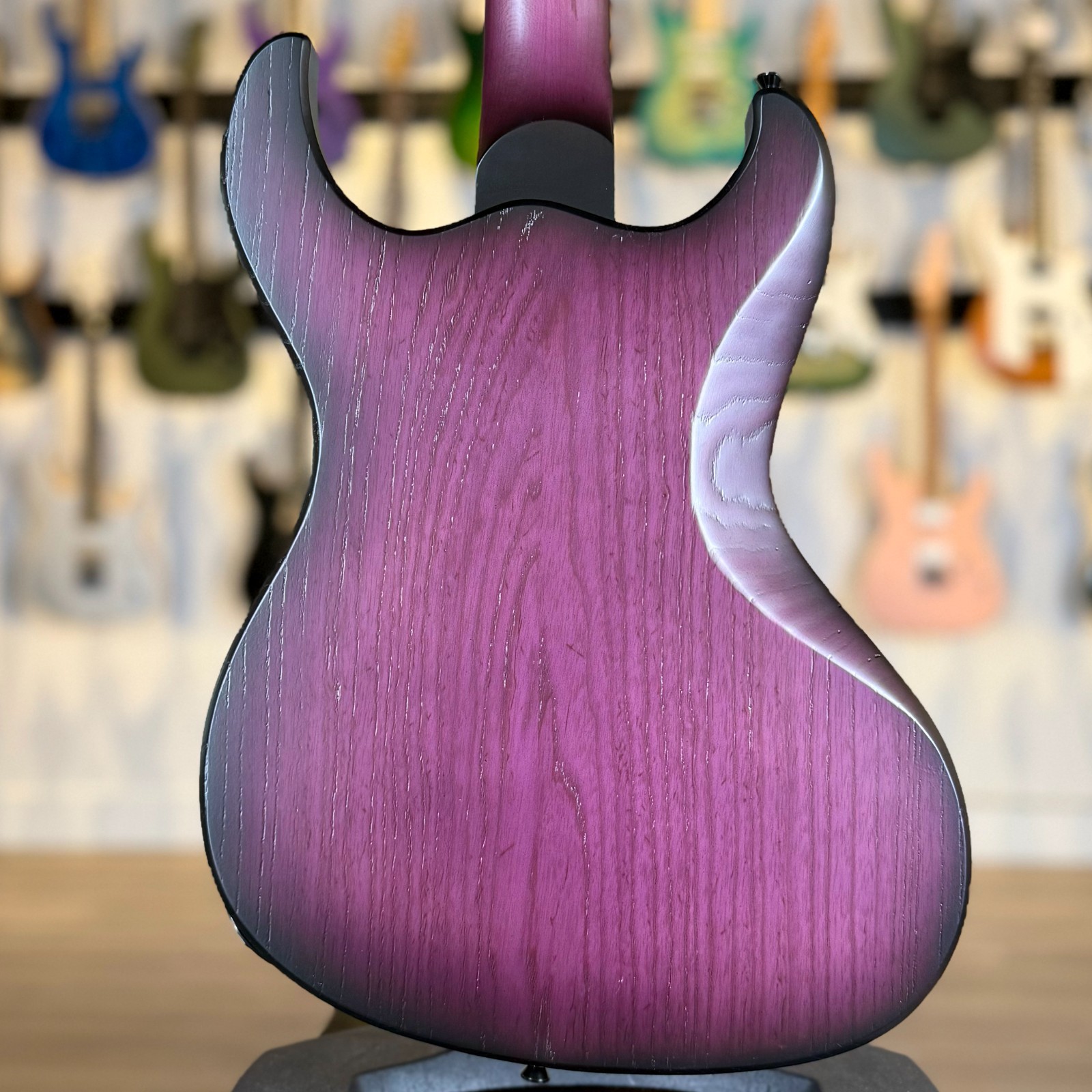 Dunable Gnarwhal 7 USA Custom Shop – Trans Purple Burst