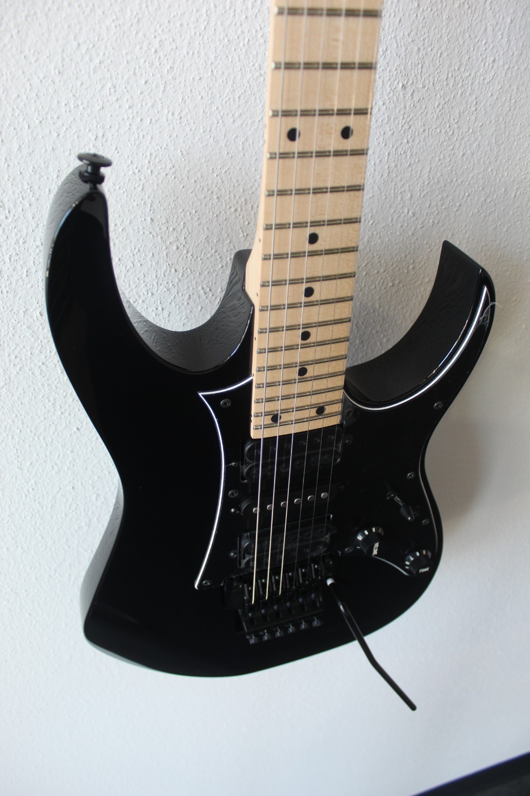 Brand New Ibanez Genesis Collection RG550 Electric Guitar – Black