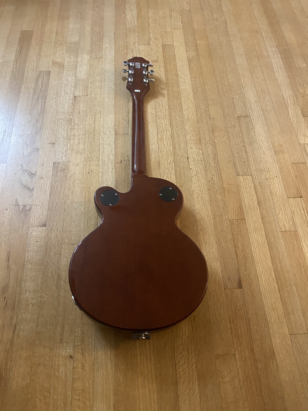 Epiphone Archtop WildKat Electric Guitar – Bigsby Tremolo