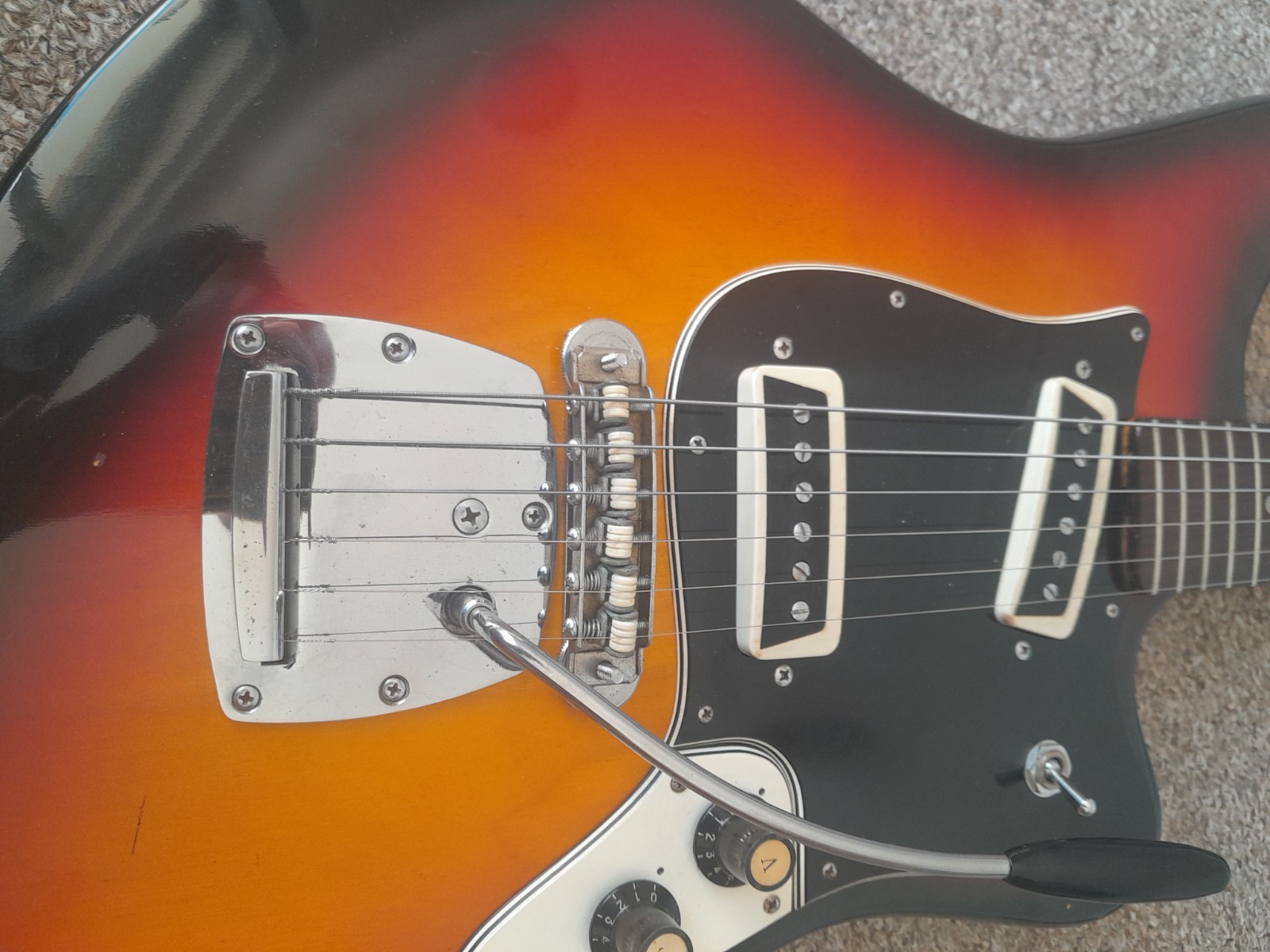 1970 Aria 1532T Offset Guitar Made in Japan Sunburst Matsumoku VG Cond