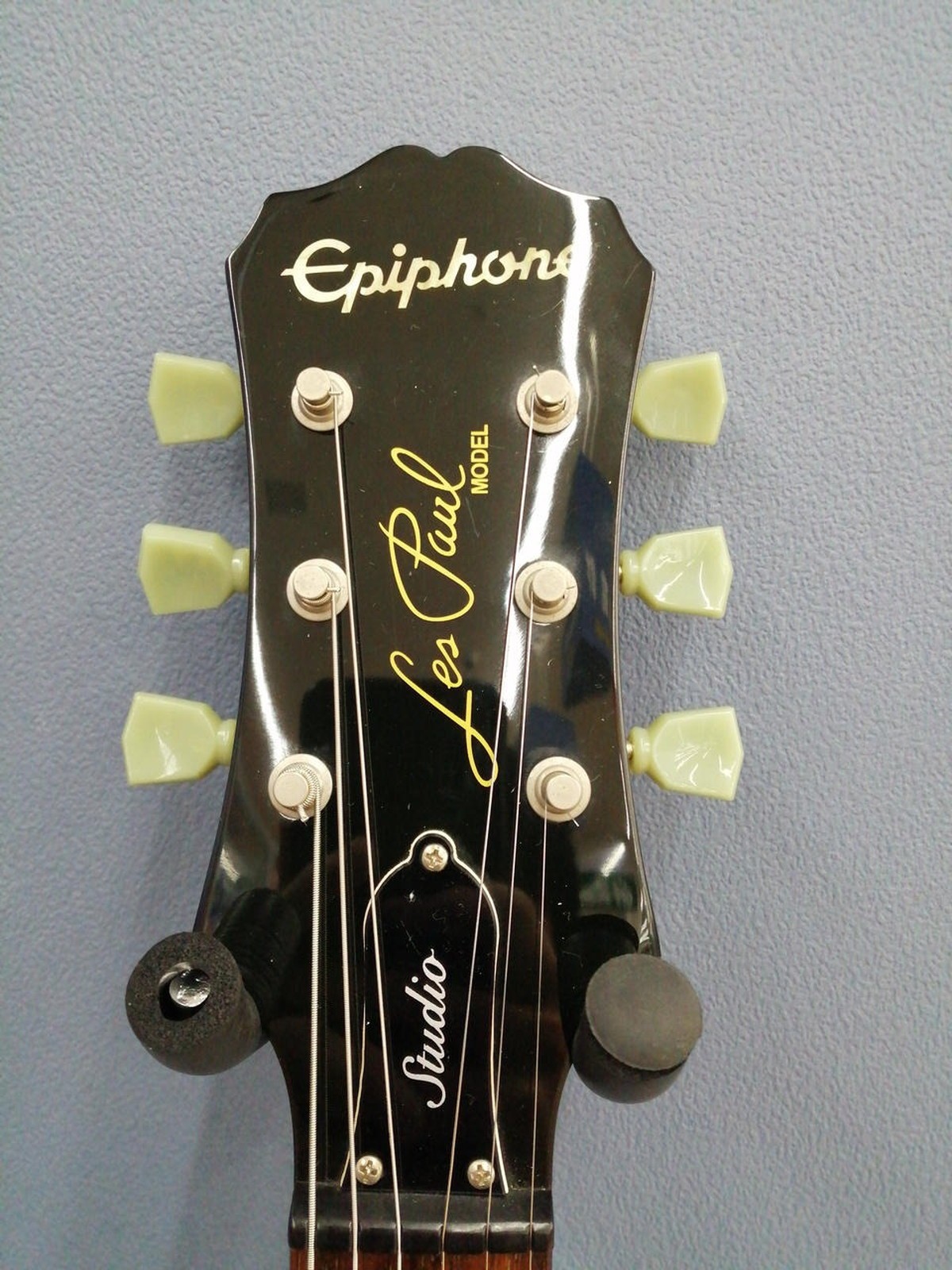 EPIPHONE LES PAUL STUDIO Used Mahogany body Pau Ferro fingerboard w/Soft case
