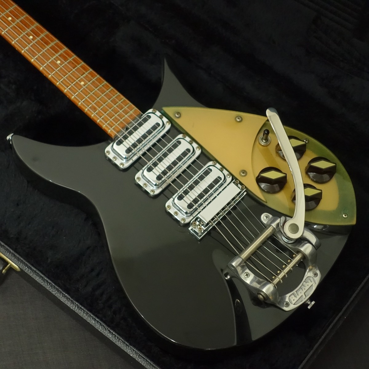 Rickenbacker 325V59 Jetglo SN.XJ1319 3.33kg with hard case 1984 Electric Guitar