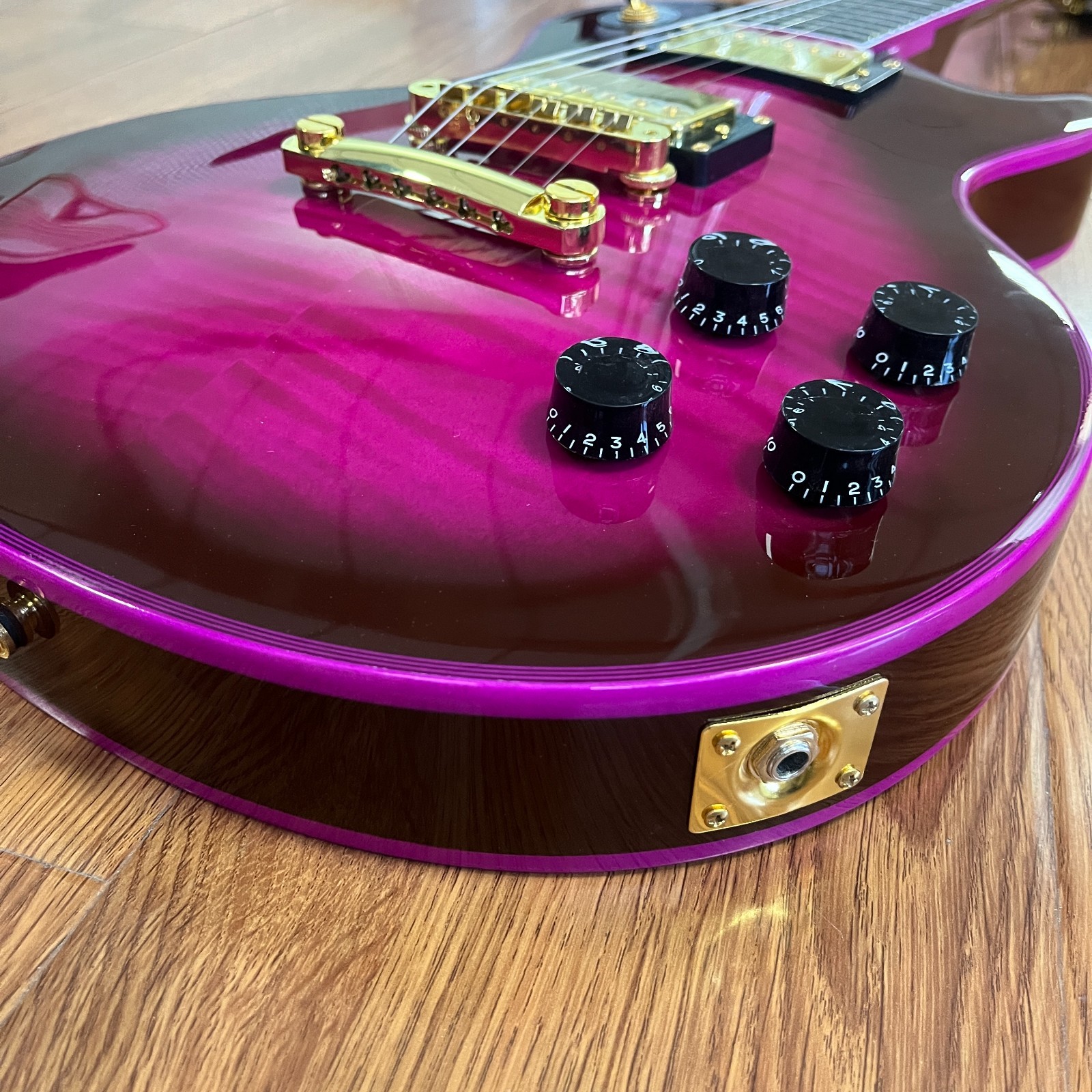 Purple Burst LP Style Electric Guitar Rosewood Fingerboard Gold Hardware